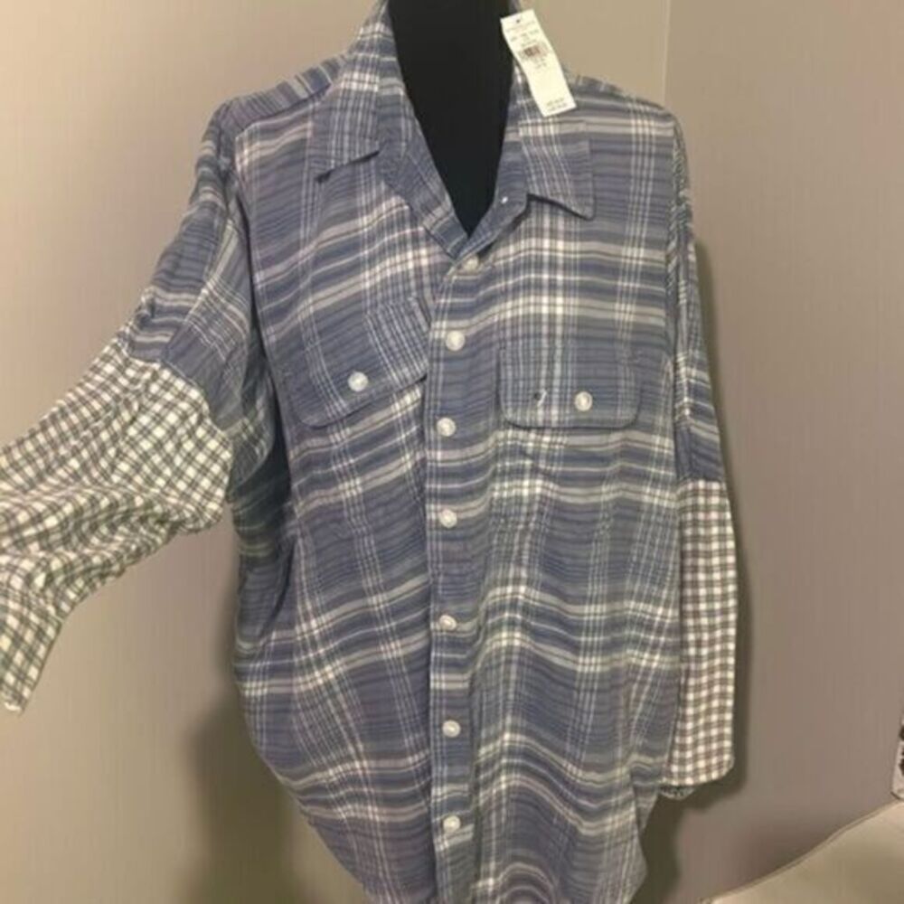 NWT American Eagle  XS button down